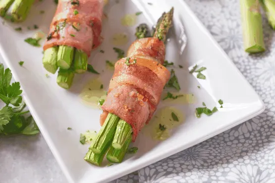 Bacon Wrapped Garlic Asparagus Bundles