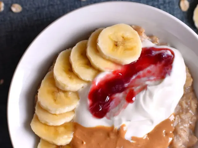 Greek Yogurt Oatmeal