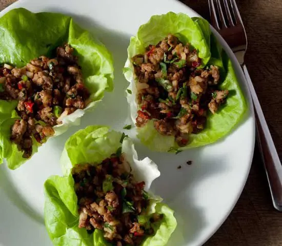 Spicy Ginger Pork in Lettuce Leaves