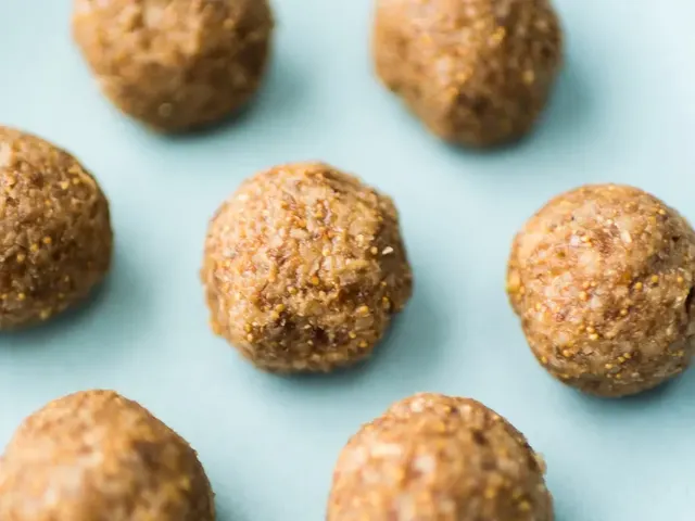 Coconut-Fig Energy Balls