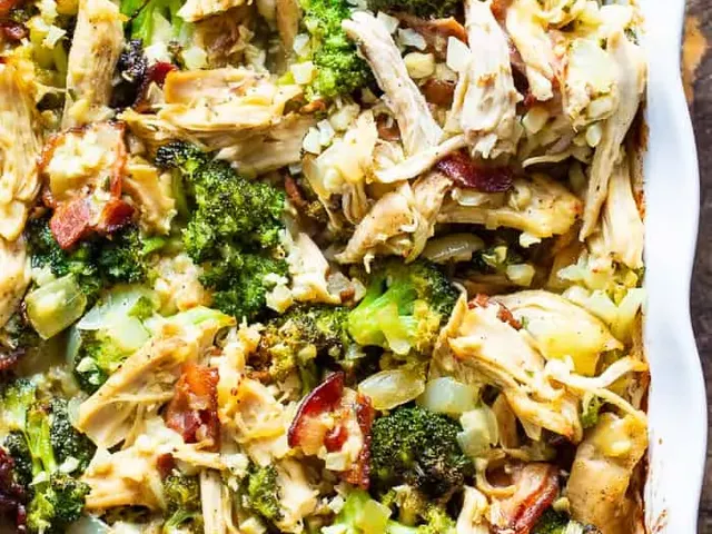 Paleo Chicken Broccoli “Rice” Casserole