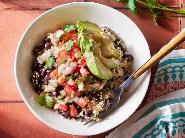 Black Bean-Quinoa Bowl