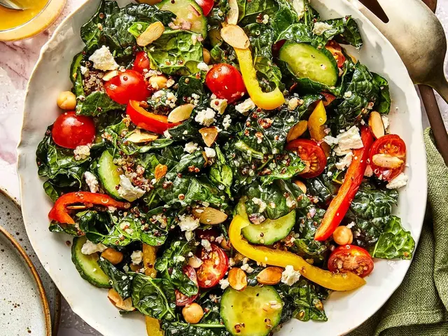 Kale & Quinoa Salad with Lemon Dressing