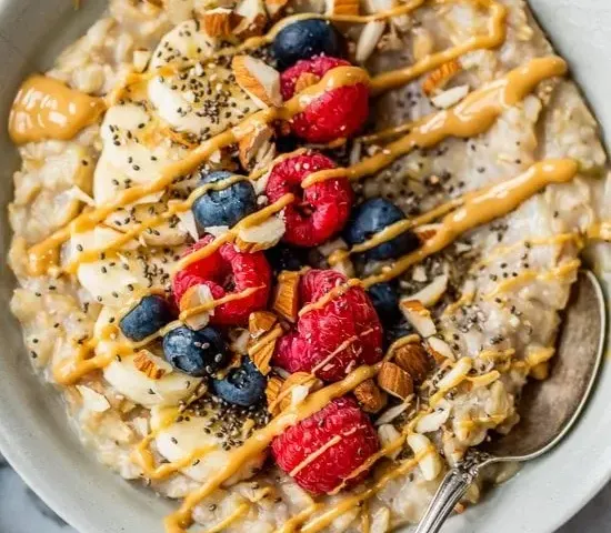Peanut Butter Breakfast Oatmeal Bowl