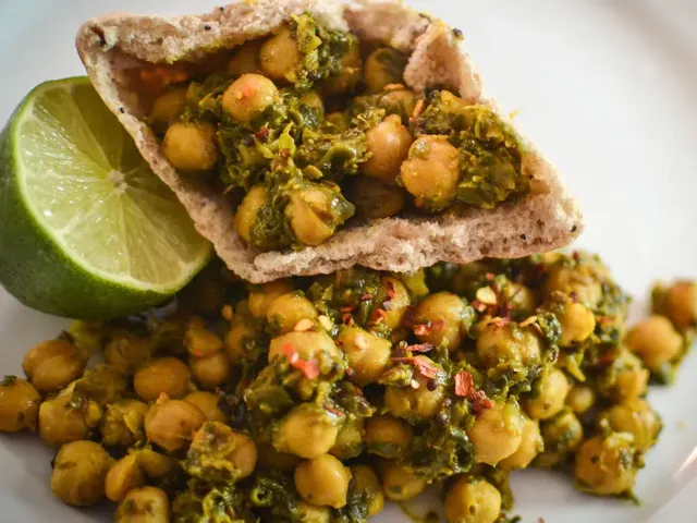 Quick chickpea and spinach curry