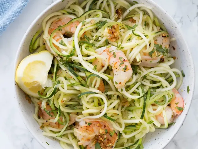 Zucchini Noodle Shrimp Scampi