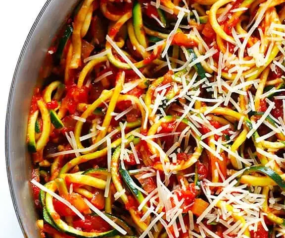 Zoodles Marinara (Zucchini Noodles with Chunky Tomato Sauce)