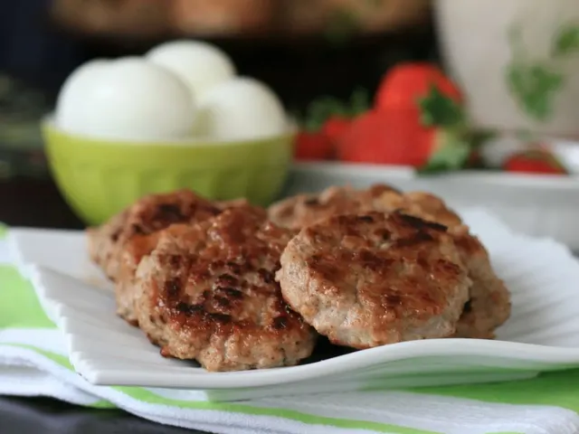 Maple Apple Turkey Sausage