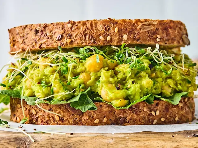 Smashed Chickpea Avocado Salad Sandwich