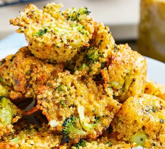Broccoli and Cheddar Quinoa Bites