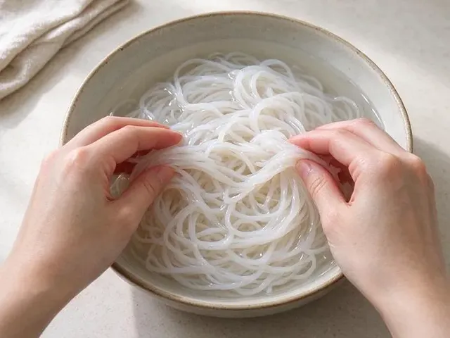 Gluten-free pad thai, step 1