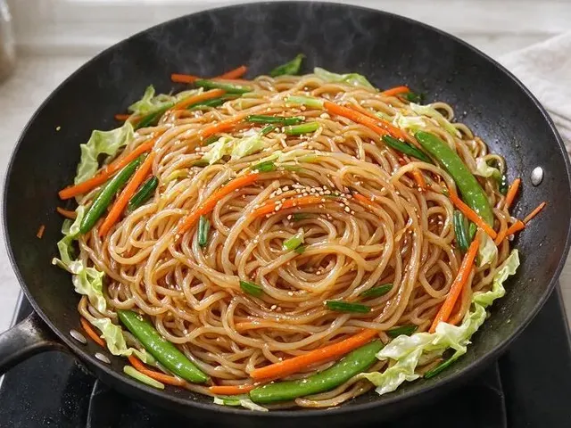 Gluten-free lo mein, step 6