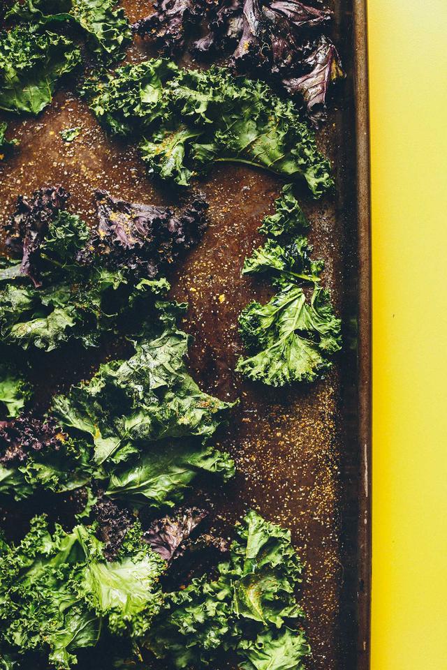 How to Make Kale Chips How to Make Kale Chips