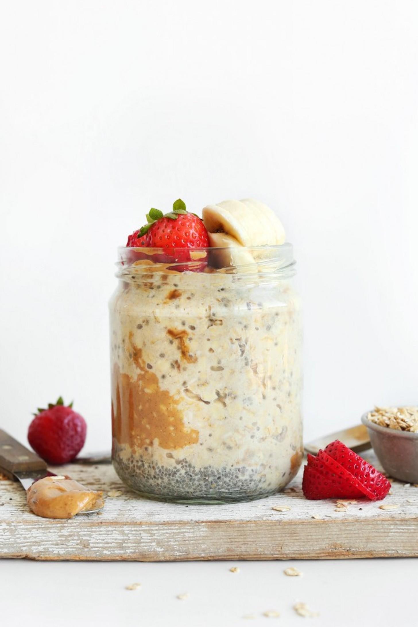 Peanut Butter Overnight Oats (5 Ingredients!) Peanut Butter Overnight Oats (5 Ingredients!)