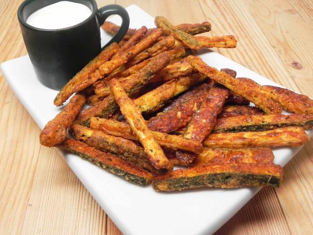 Quick and Easy Parmesan Zucchini Fries Quick and Easy Parmesan Zucchini Fries