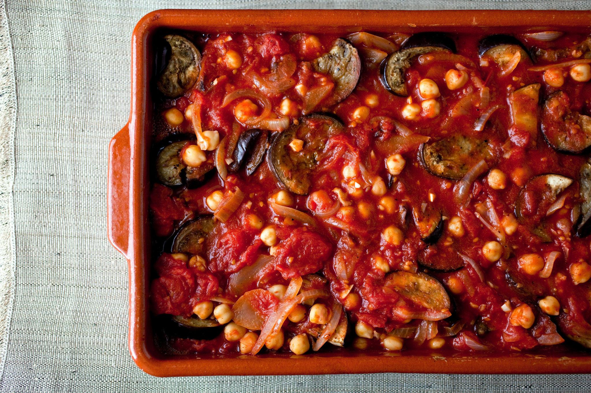Eggplant, Tomato and Chickpea Casserole Eggplant, Tomato and Chickpea Casserole