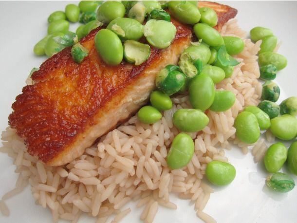 Crispy Salmon with Jasmine Tea Rice and Wasabi Edamame Recipe Crispy Salmon with Jasmine Tea Rice and Wasabi Edamame Recipe