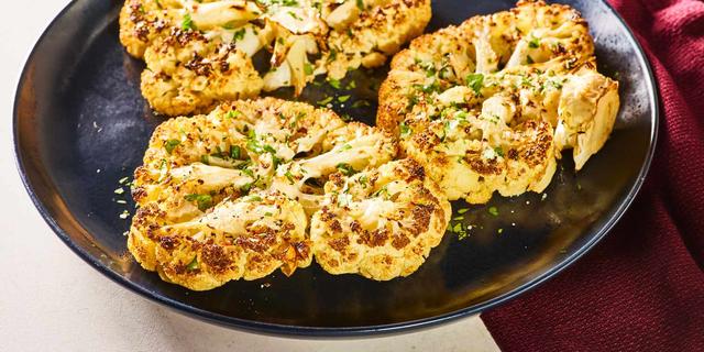 Roasted Cauliflower Steaks Roasted Cauliflower Steaks