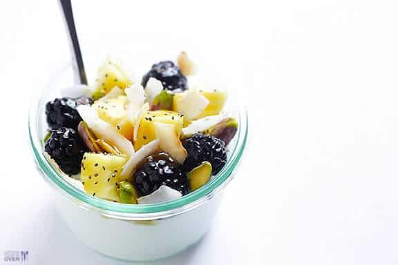 Easy Greek Yogurt Parfait Easy Greek Yogurt Parfait