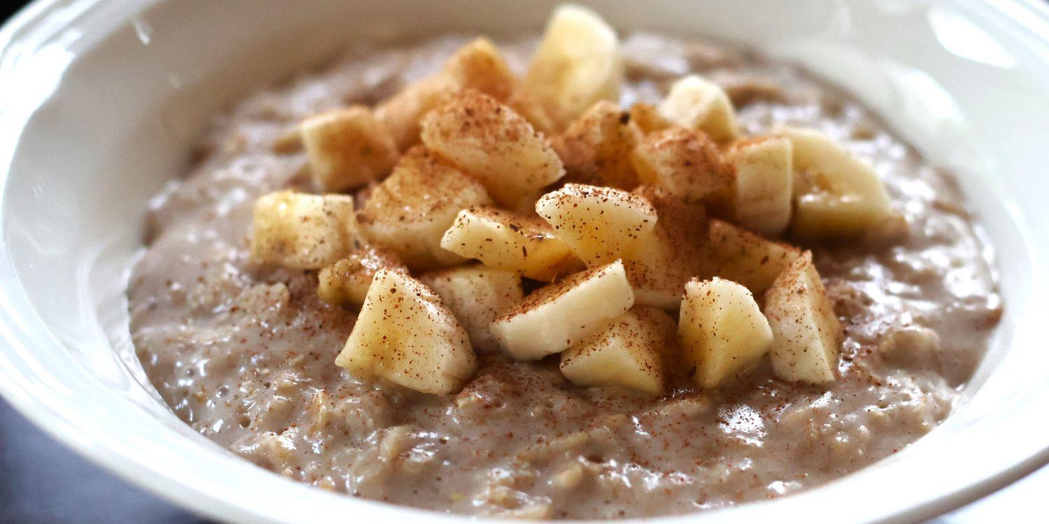 Sweet Banana Almond Oatmeal Sweet Banana Almond Oatmeal