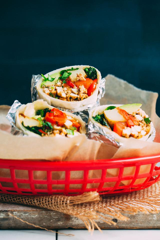 Scrambled Tofu Breakfast Burrito (30 minutes!) Scrambled Tofu Breakfast Burrito (30 minutes!)