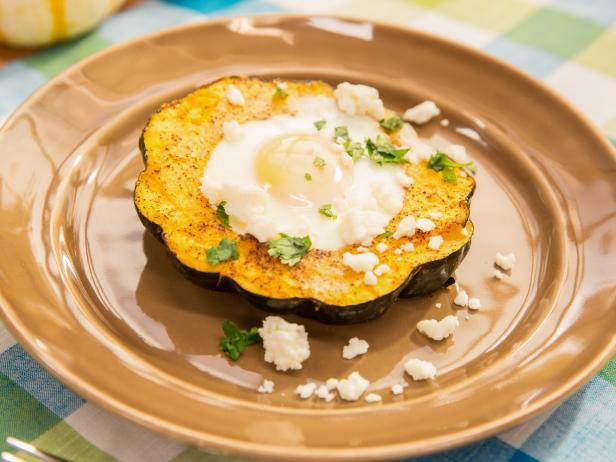 Egg Baked in Acorn Squash Egg Baked in Acorn Squash