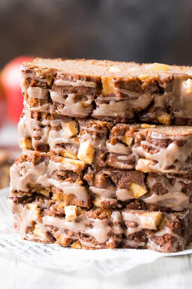 Cinnamon Apple Bread {Paleo, Nut Free} Cinnamon Apple Bread {Paleo, Nut Free}