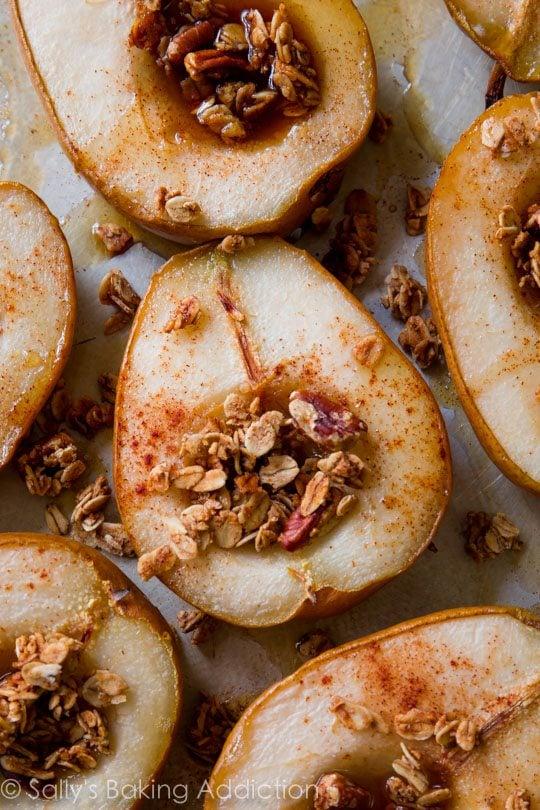 Simple Maple Vanilla Baked Pears Simple Maple Vanilla Baked Pears