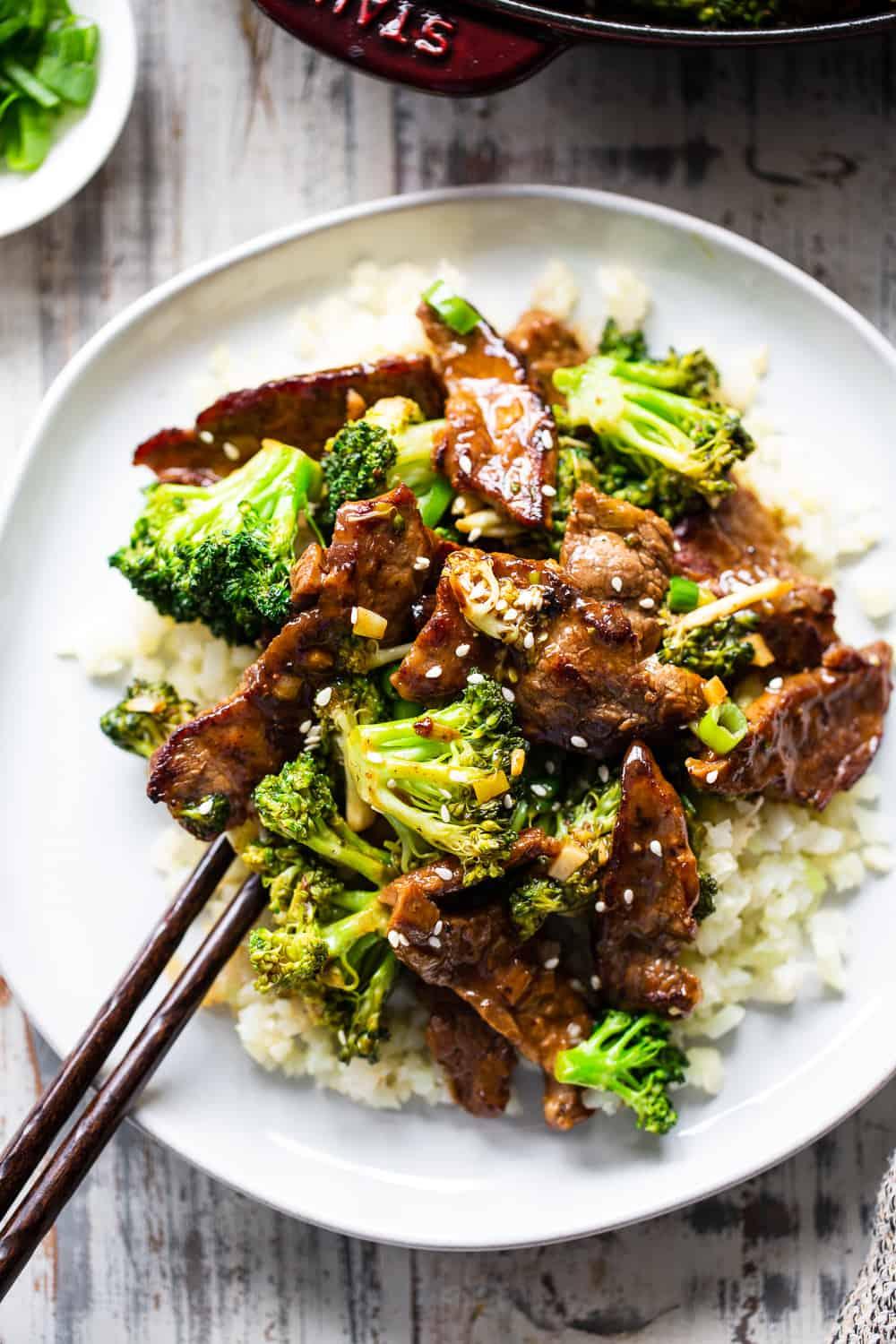 Paleo Beef and Broccoli Stir Fry {Whole30, Keto} Paleo Beef and Broccoli Stir Fry {Whole30, Keto}