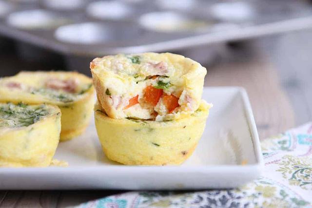 Healthy Egg and Veggie Muffins Healthy Egg and Veggie Muffins
