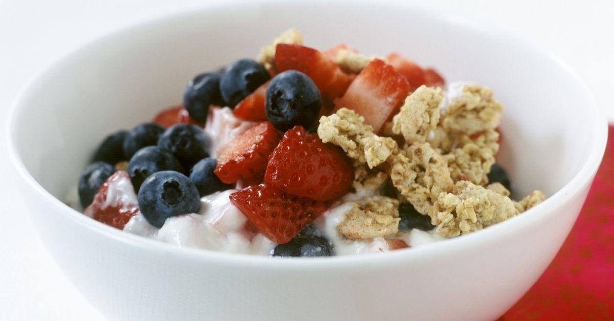 Muesli with Fresh Berries and Low-Fat Yogurt Muesli with Fresh Berries and Low-Fat Yogurt