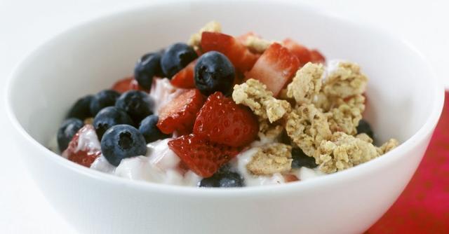 Muesli with Fresh Berries and Low-Fat Yogurt Muesli with Fresh Berries and Low-Fat Yogurt