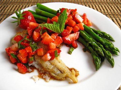 Cod with Strawberry Salsa Cod with Strawberry Salsa