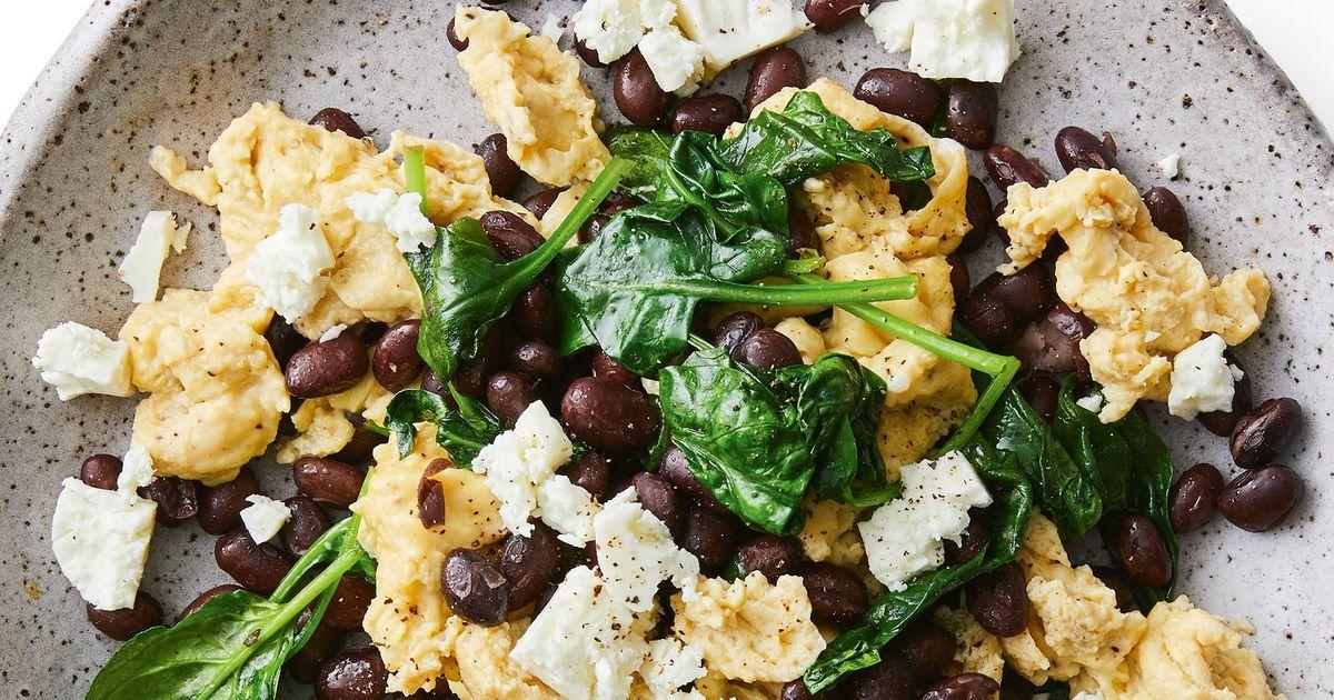 Feta and black bean scrambled eggs recipe Feta and black bean scrambled eggs recipe