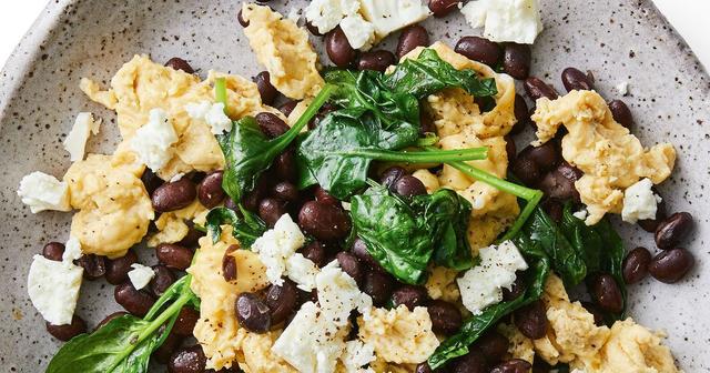 Feta and black bean scrambled eggs recipe Feta and black bean scrambled eggs recipe