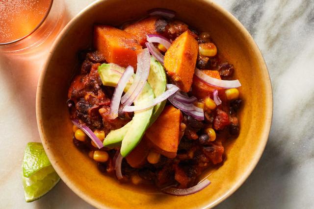 Slow Cooker Spicy Black Bean and Sweet Potato Chili Slow Cooker Spicy Black Bean and Sweet Potato Chili