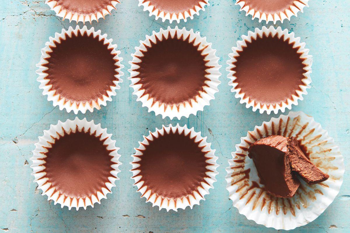 Almond Butter–Chocolate Keto Fat Bombs Almond Butter–Chocolate Keto Fat Bombs