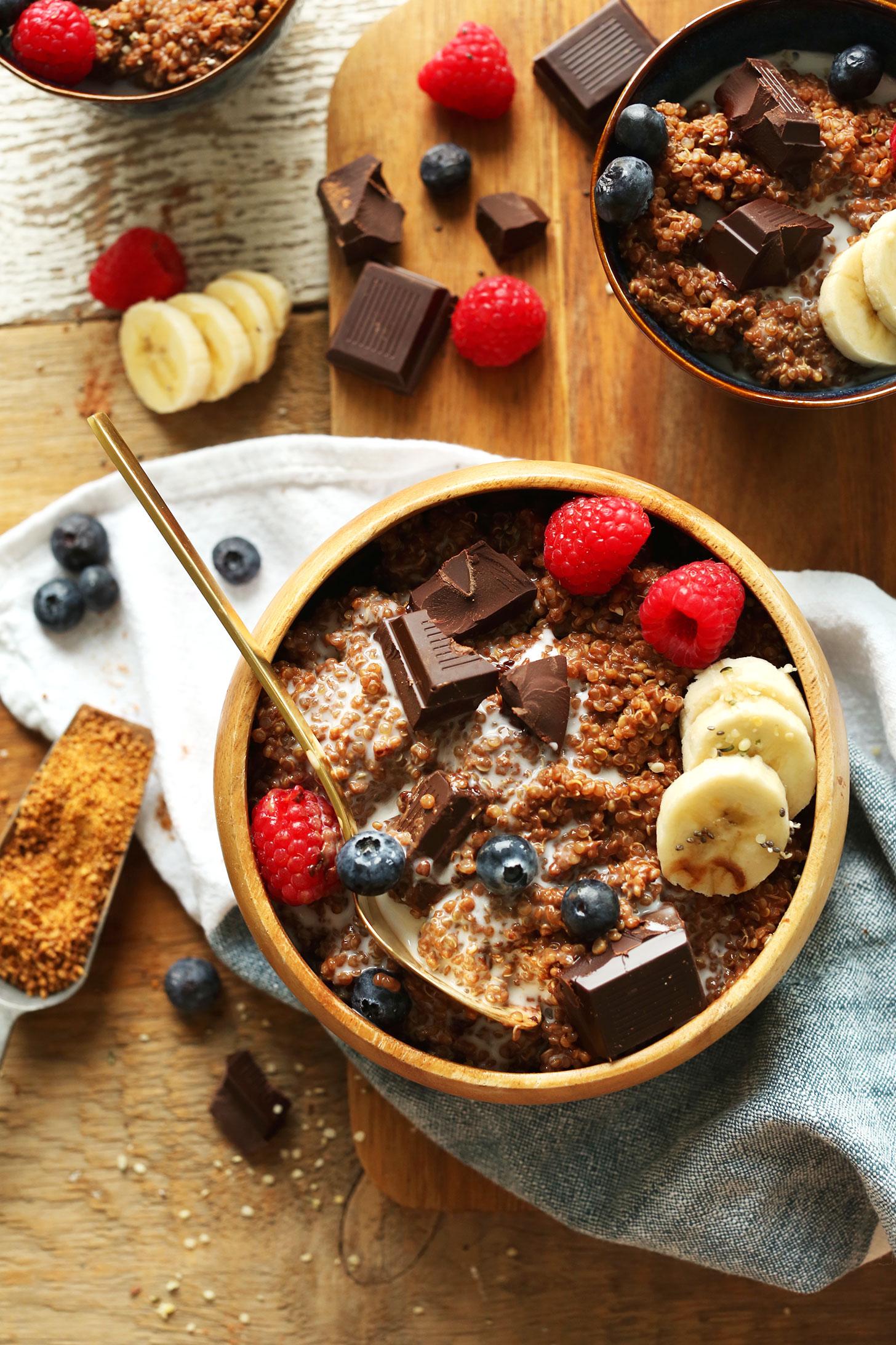 Dark Chocolate Quinoa Breakfast Bowl Dark Chocolate Quinoa Breakfast Bowl